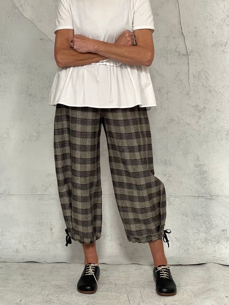 Harriet Pant in Plaid Linen