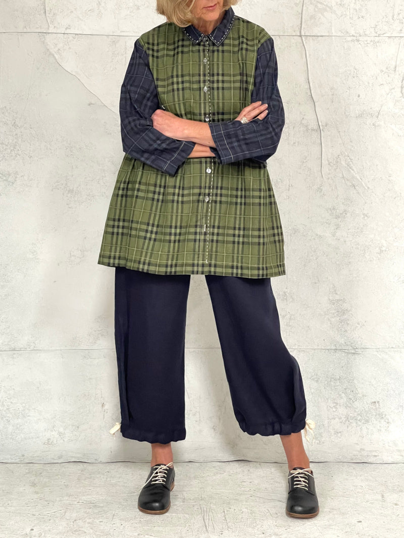 Harriet Pant in Navy Linen