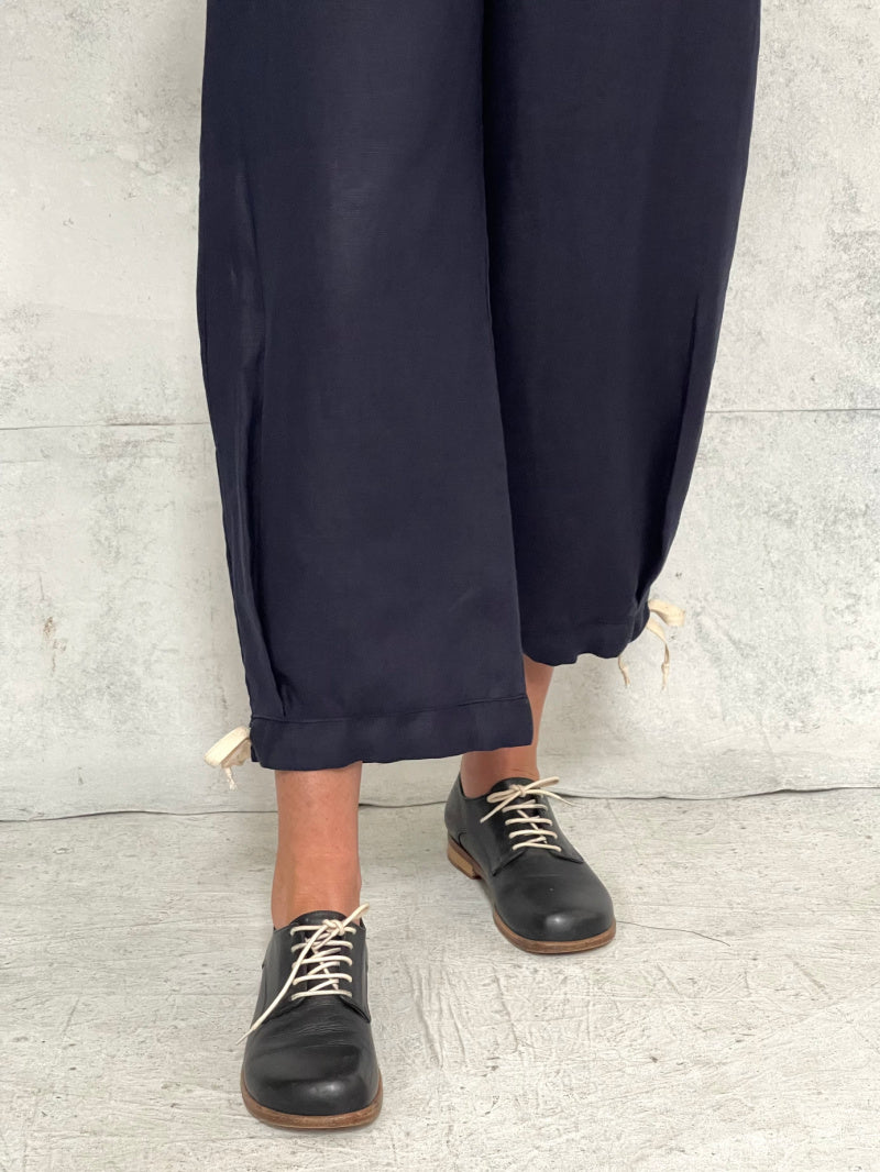 Harriet Pant in Navy Linen
