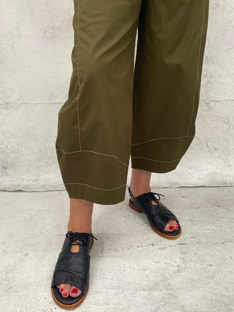 Grace Pants in Forest Green Stretch Cotton (Lightweight) With Contrast Stitching