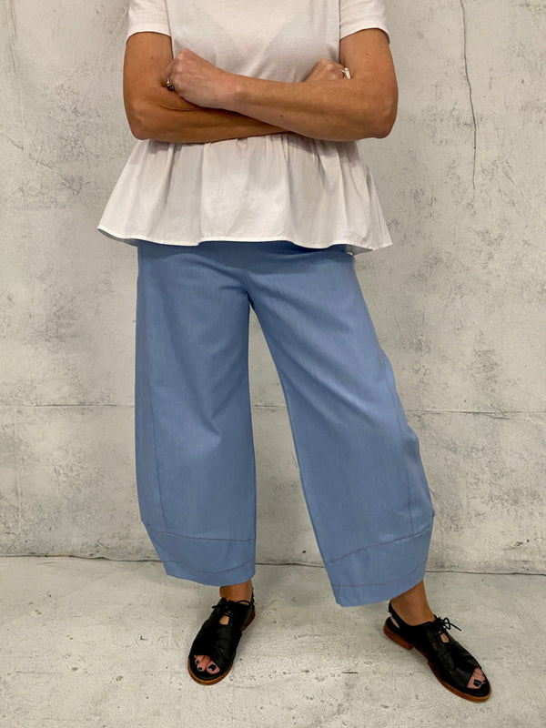Grace Pants in Stretch Chabray Denim With Tobacco Topstich